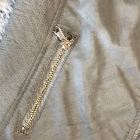 Faux jacket - Picture 2 of 6